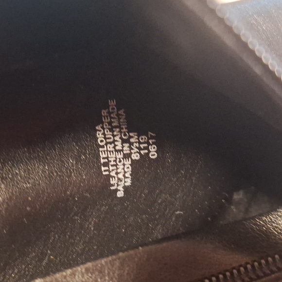 Ivanka Trump Black Leather bootie - Picture 5 of 7